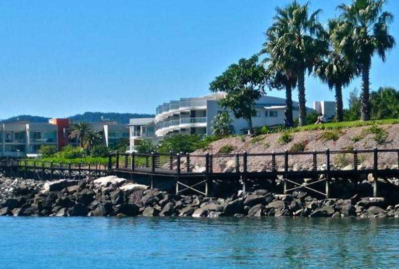 Paradise Court Holiday Units Airlie Beach Exterior photo